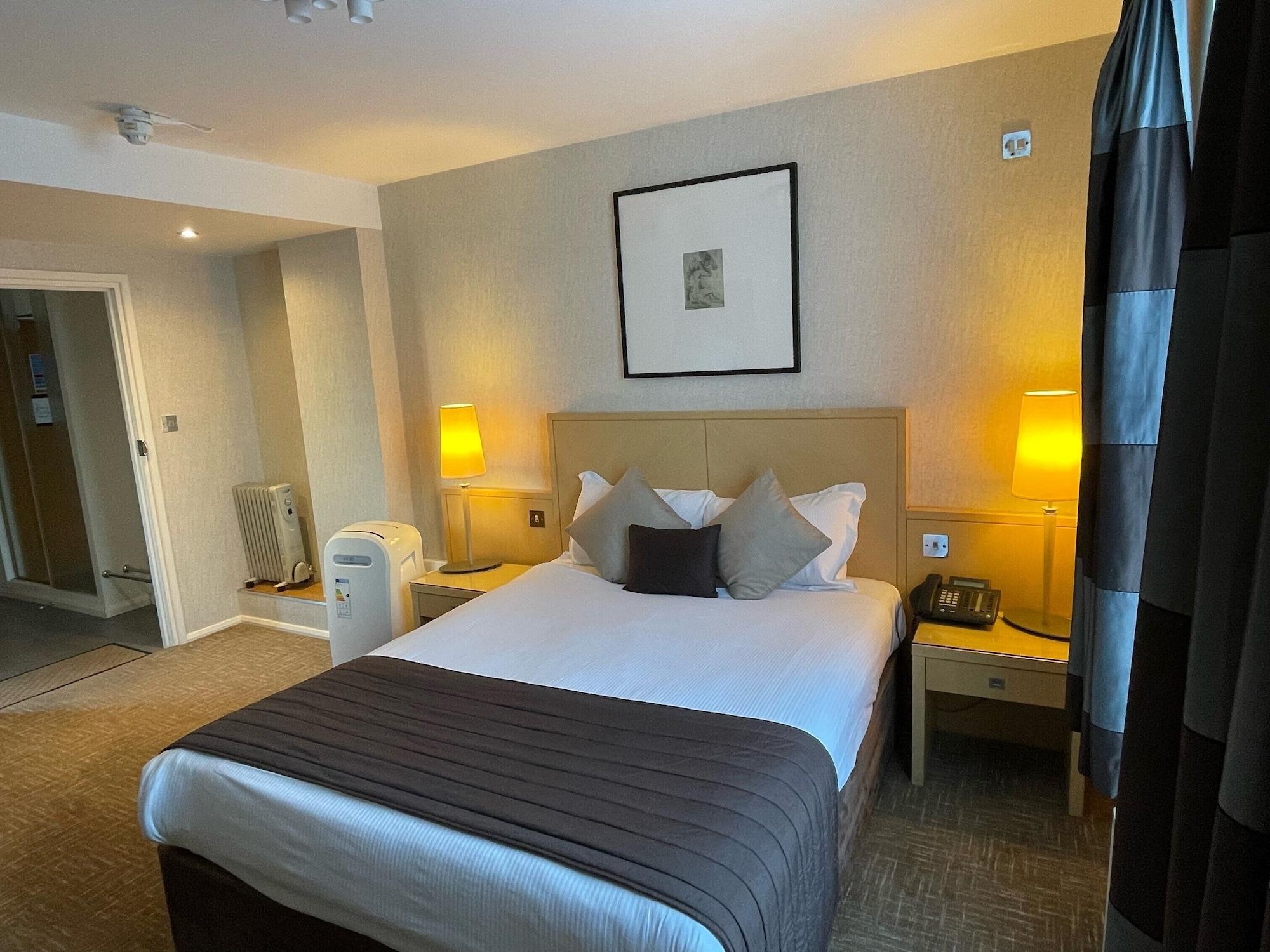 Best Western Homestead Court Hotel Welwyn Garden City Dış mekan fotoğraf