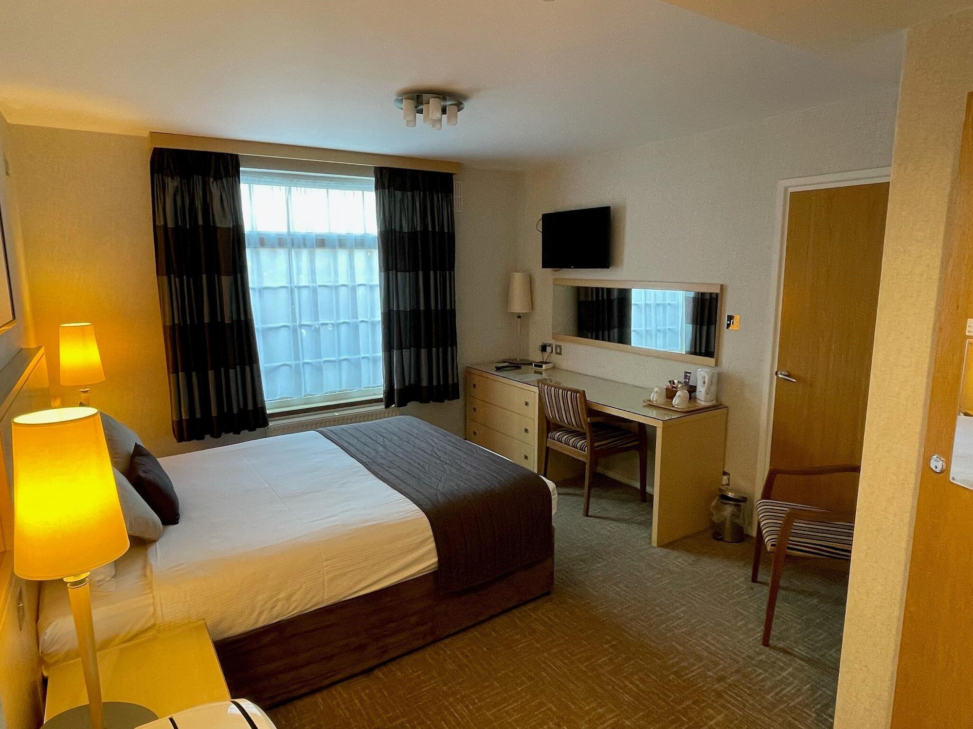 Best Western Homestead Court Hotel Welwyn Garden City Dış mekan fotoğraf