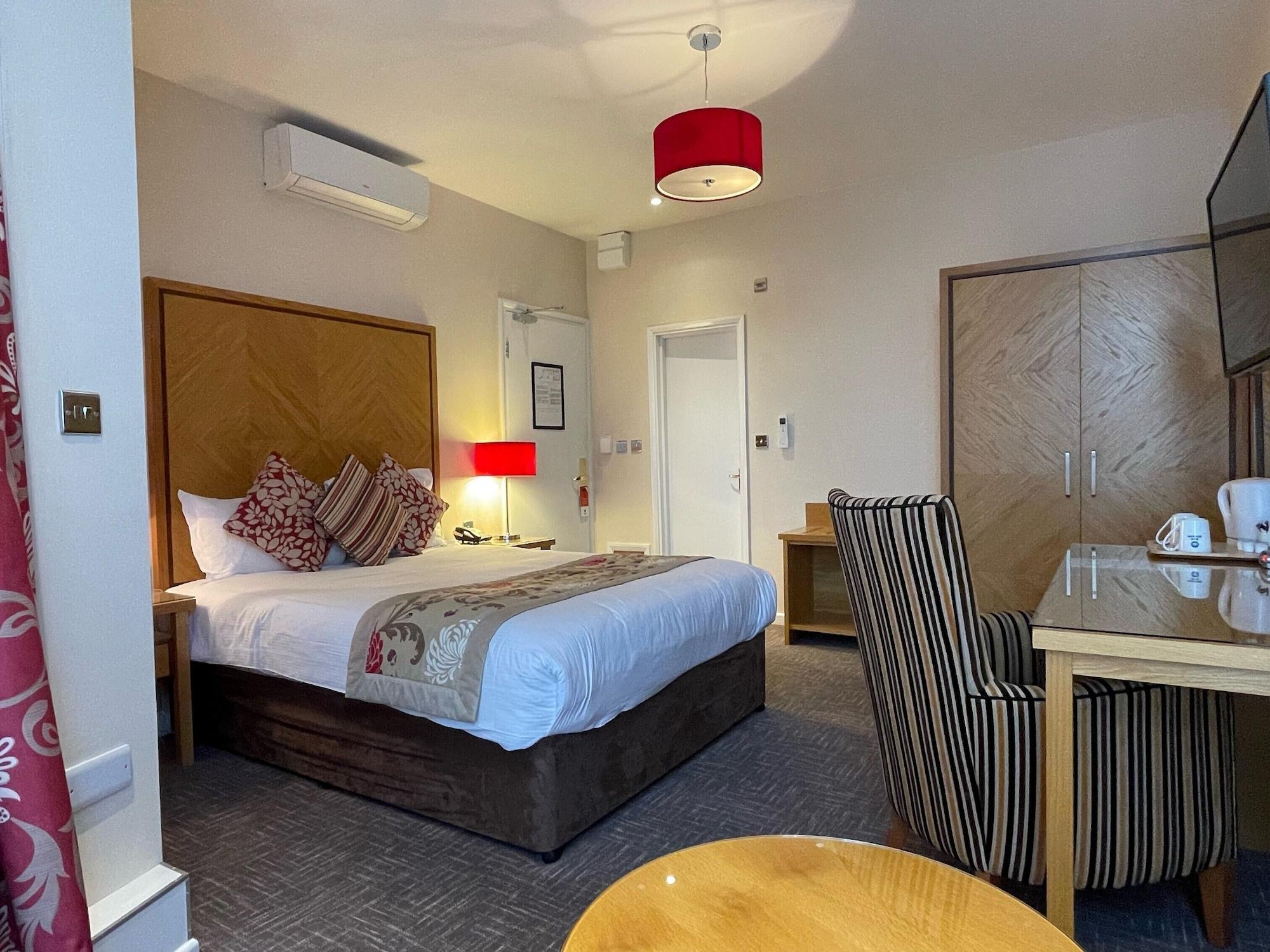 Best Western Homestead Court Hotel Welwyn Garden City Dış mekan fotoğraf