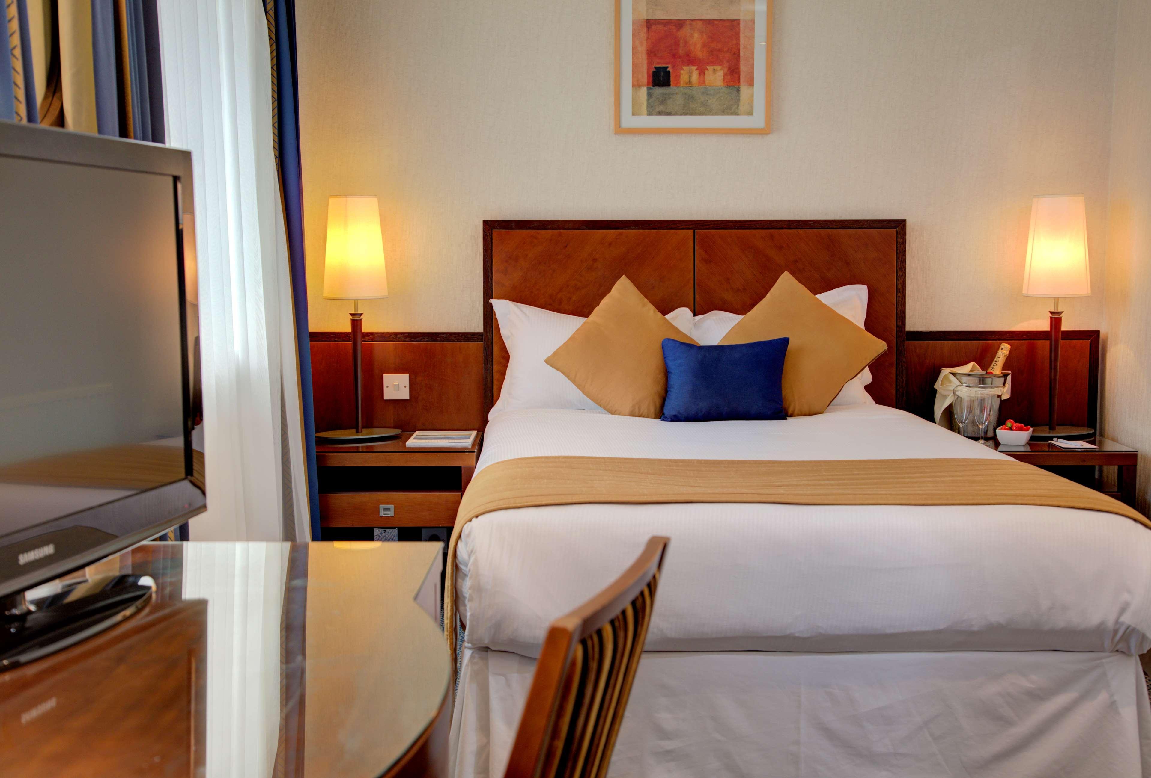 Best Western Homestead Court Hotel Welwyn Garden City Dış mekan fotoğraf