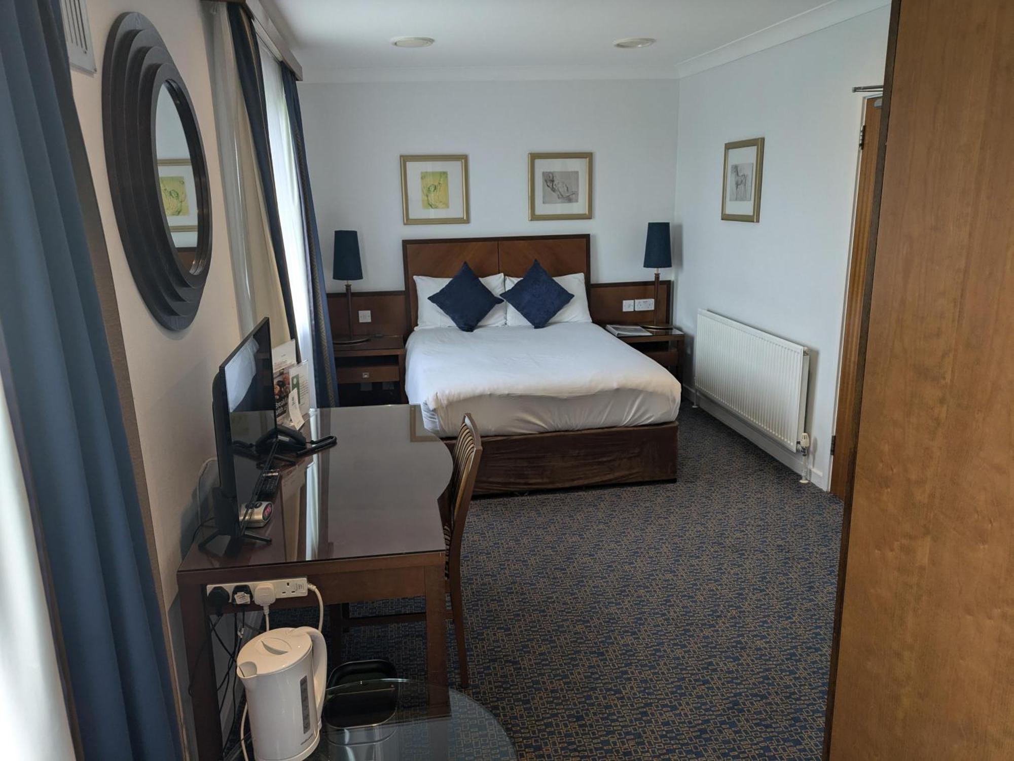 Best Western Homestead Court Hotel Welwyn Garden City Dış mekan fotoğraf